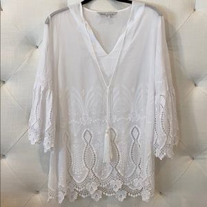 Atina Cristina White Lace Detail V-Neck Shirt